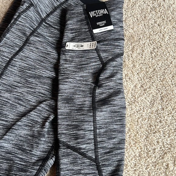 Victoria’s Secret VSX knockout tight grey Heather black pockets legging large - Picture 8 of 10